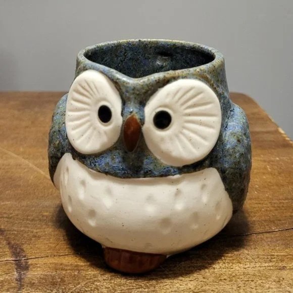 SOLD | Set of Two Stoneware Owl Mugs - Picture 1 of 4